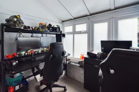 CAM03785G0-PR0201-ST