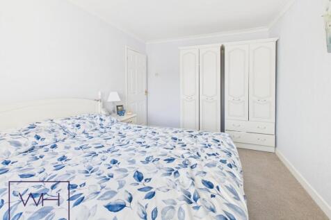 CAM03785G0-PR0204-ST