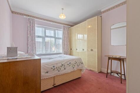 2 Crabgate Drive, Sk