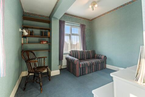 2 Crabgate Drive, Sk
