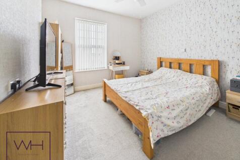 CAM03785G0-PR0221-ST