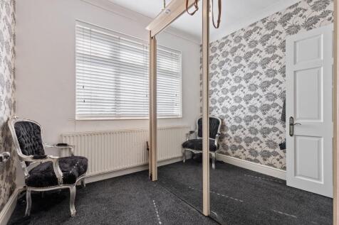 82 Cusworth Lane, Do