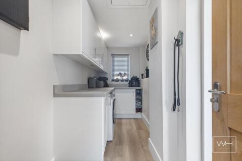 16 Barnsley Rd, Scaw