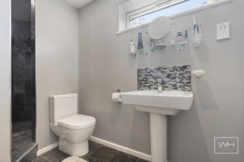 13 Ashburnham Close 