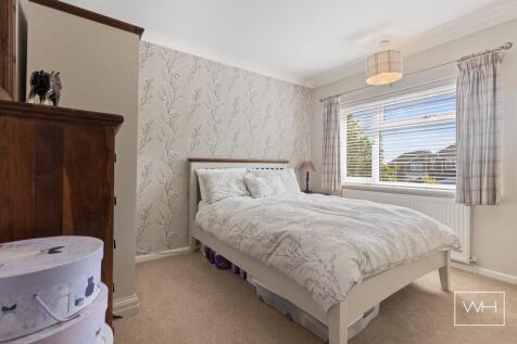 13 Ashburnham Close 