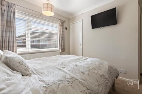 13 Ashburnham Close 