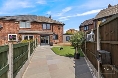 2 Colchester Court, 