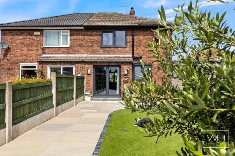 2 Colchester Court, 