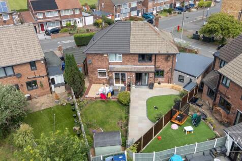 2 Colchester Court, 