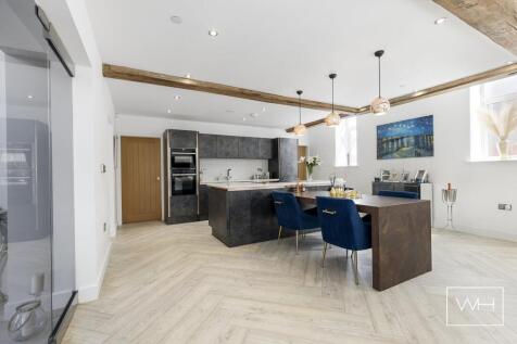 17 Oxton Drive, Warm