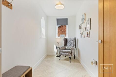 17 Oxton Drive, Warm