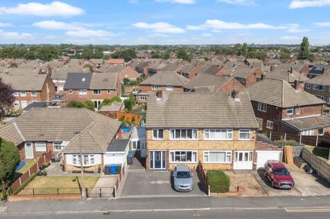 45 Winchester Way 03