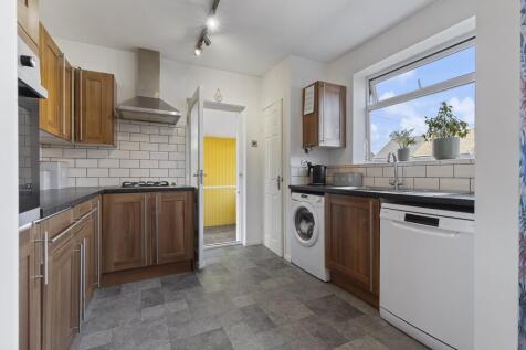 45 Winchester Way 09
