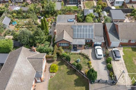 16 Chepstow Gardens,
