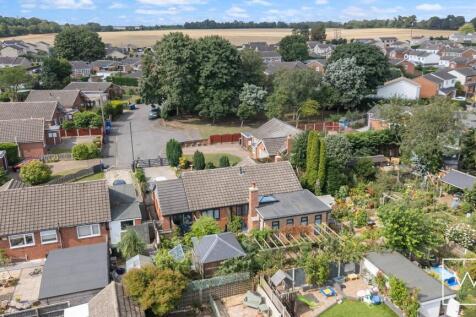 16 Chepstow Gardens,