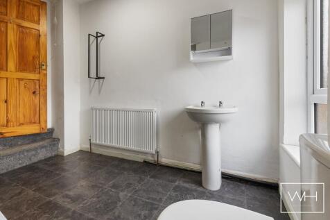 97 Rotherham Rd, Din