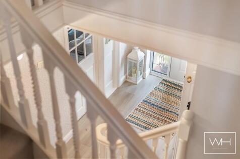18 Roe Croft Close, 