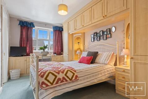 18 Roe Croft Close, 