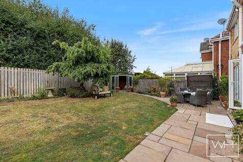 18 Roe Croft Close, 