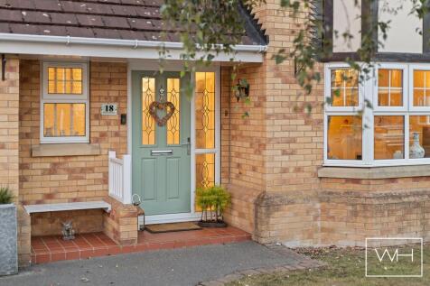 18 Roe Croft Close, 