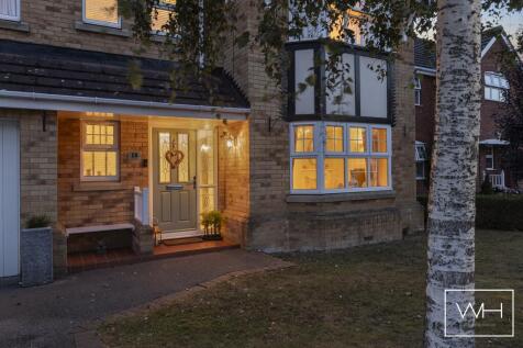 18 Roe Croft Close, 