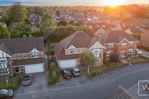 18 Roe Croft Close, 