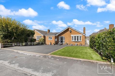 2 Aintree Close, Cus