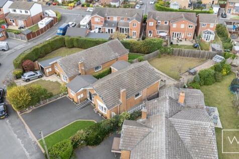 2 Aintree Close, Cus