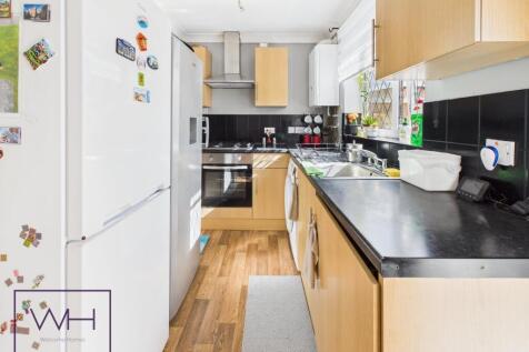 CAM03785G0-PR0302-ST