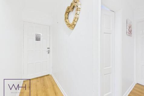 CAM03785G0-PR0317-ST