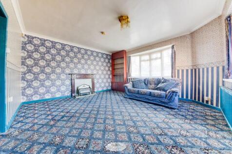 215705_101101000936_