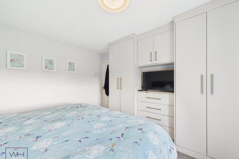 CAM03785G0-PR0212-ST