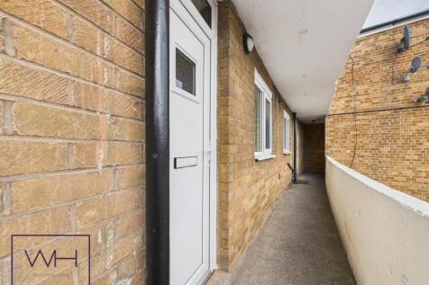 CAM03785G0-PR0314-ST