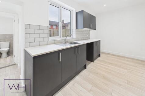 CAM03785G0-PR0318-ST