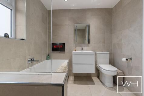 17 St Giles Gate, Cu