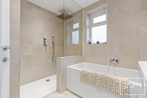 17 St Giles Gate, Cu