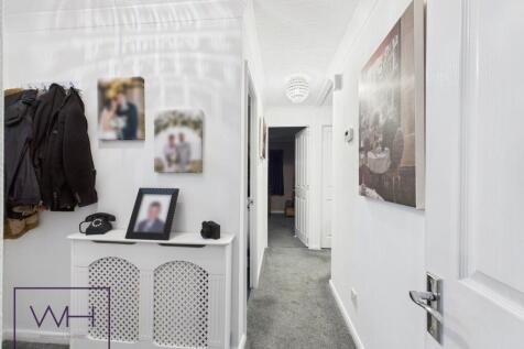 CAM03785G0-PR0319-ST