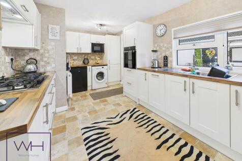 CAM03785G0-PR0319-ST