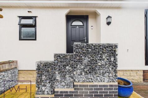 CAM03785G0-PR0319-ST