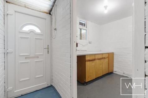 72 Ingleborough Driv