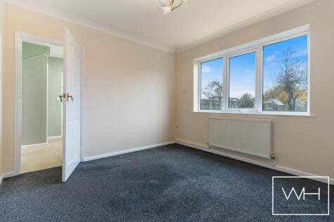 72 Ingleborough Driv