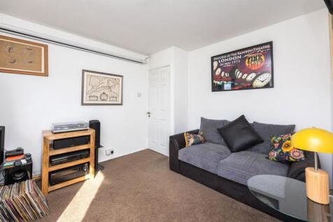 Barnet Way 19 BEDROOM 2A.jpeg