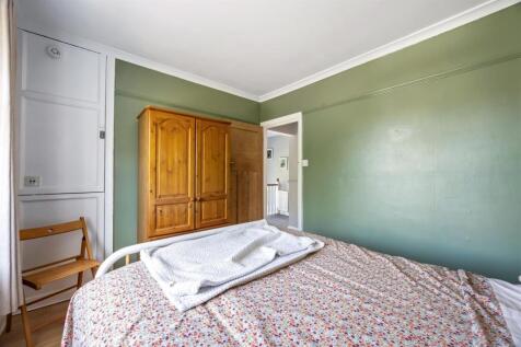 Drove Road 51 BEDROOM GREEN2.jpeg