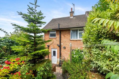 Chichester Close 3 REAR OF PROPERTY.jpeg
