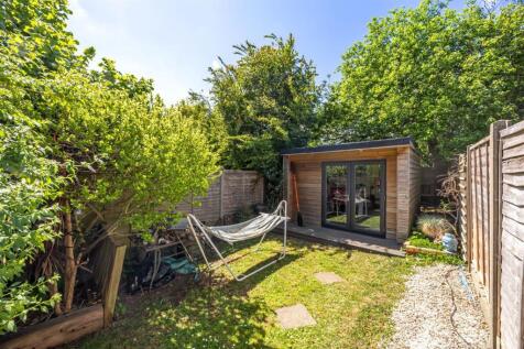 Stapley Road 44 GARDEN.jpeg