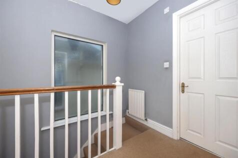 Poplar Avenue 38 Landing.jpeg