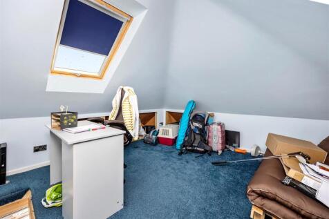 Elm Drive ATTIC ROOM.jpeg