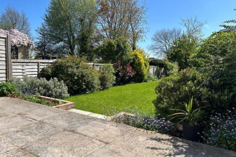 Nevill Avenue 56 Patio.jpg