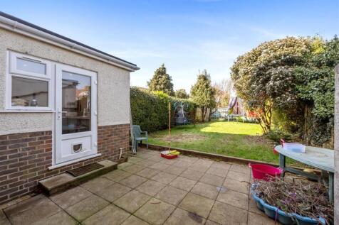 Elm Drive 9 GARDEN.jpeg