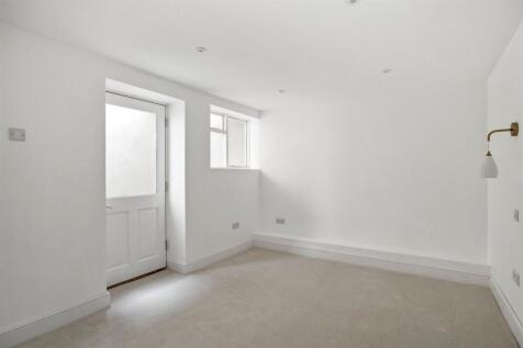 Lansdowne Place 76a BEDROOM 2A.jpeg